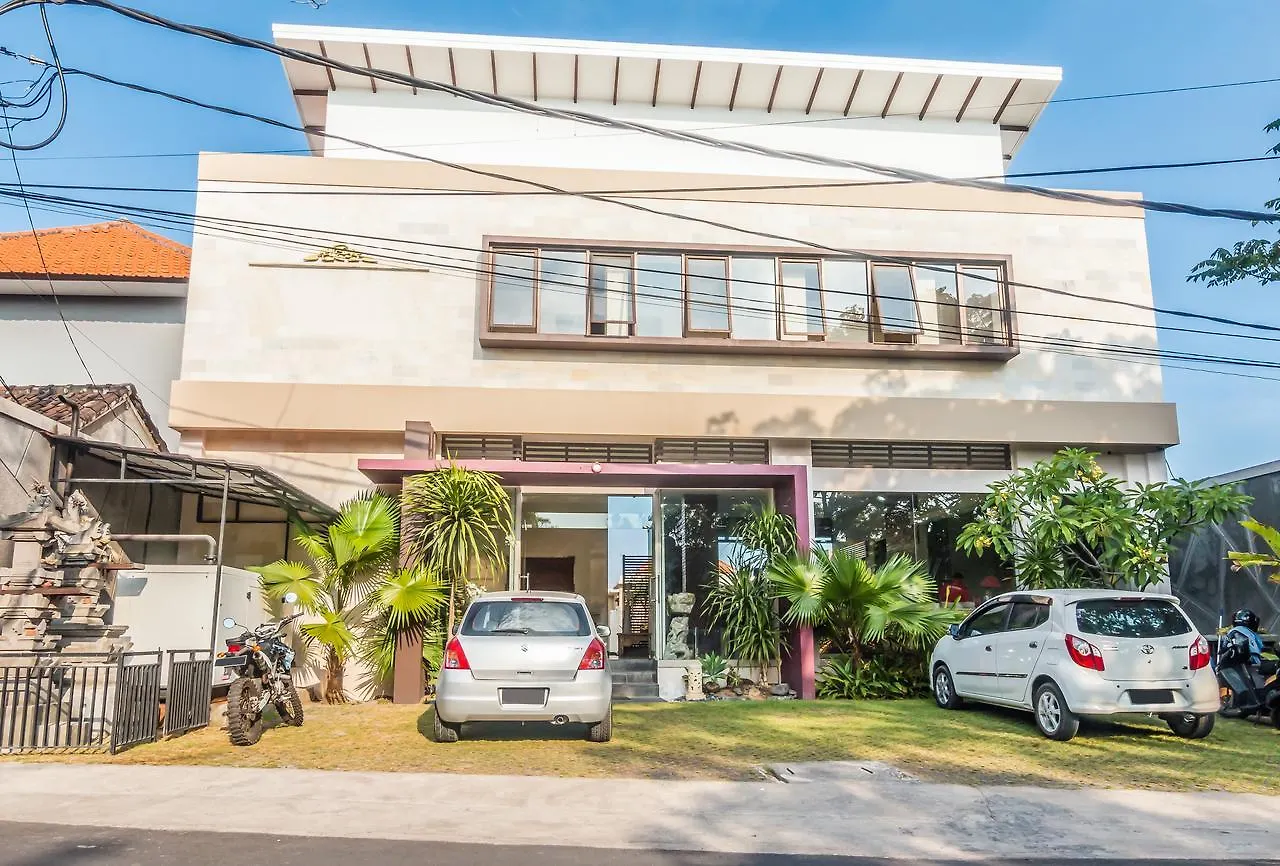 Zen Premium Seminyak Eka Laweya Hotel
