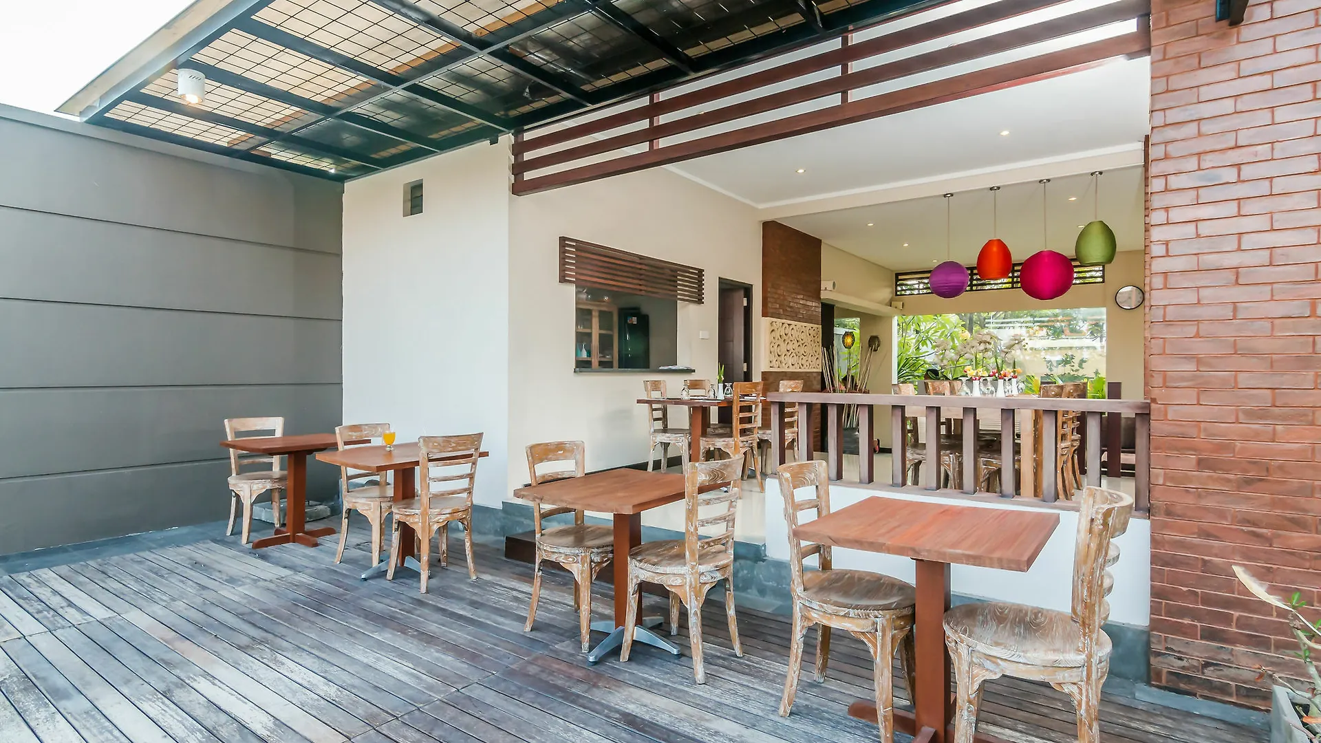 Zen Premium Seminyak Eka Laweya Hotel 3*, Seminyak (Bali)