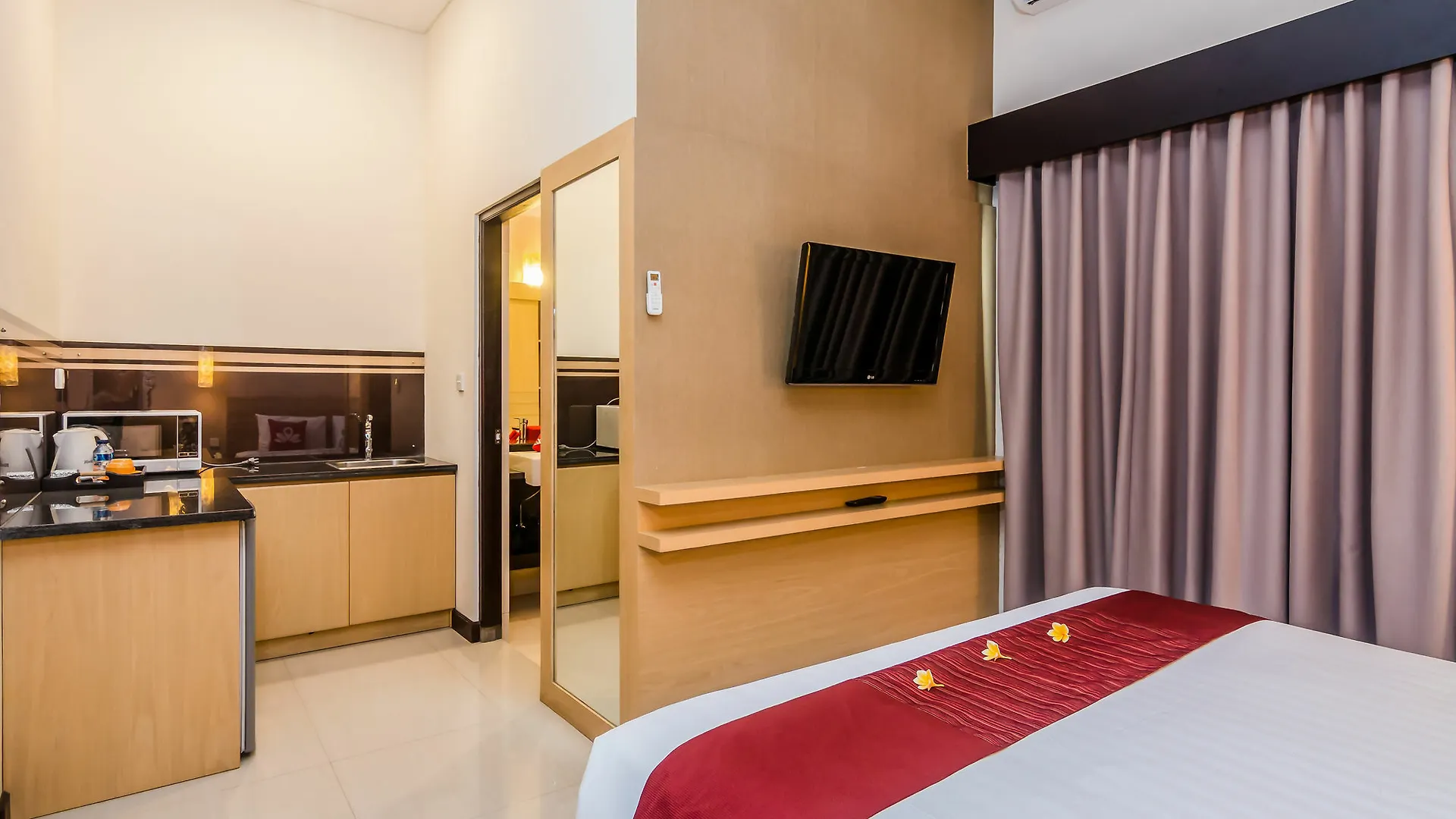 Zen Premium Seminyak Eka Laweya Hotel