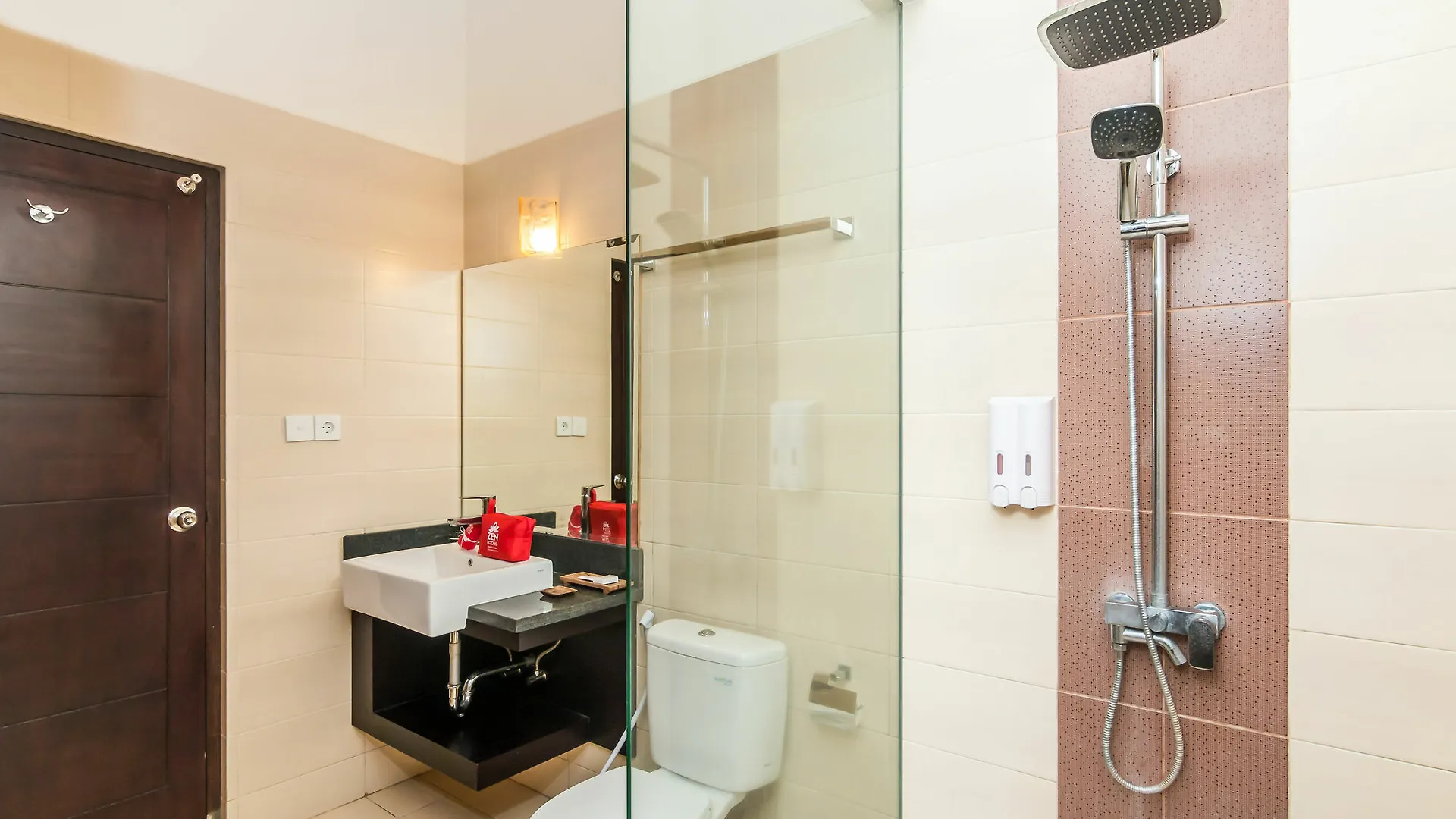 Zen Premium Seminyak Eka Laweya Hotel