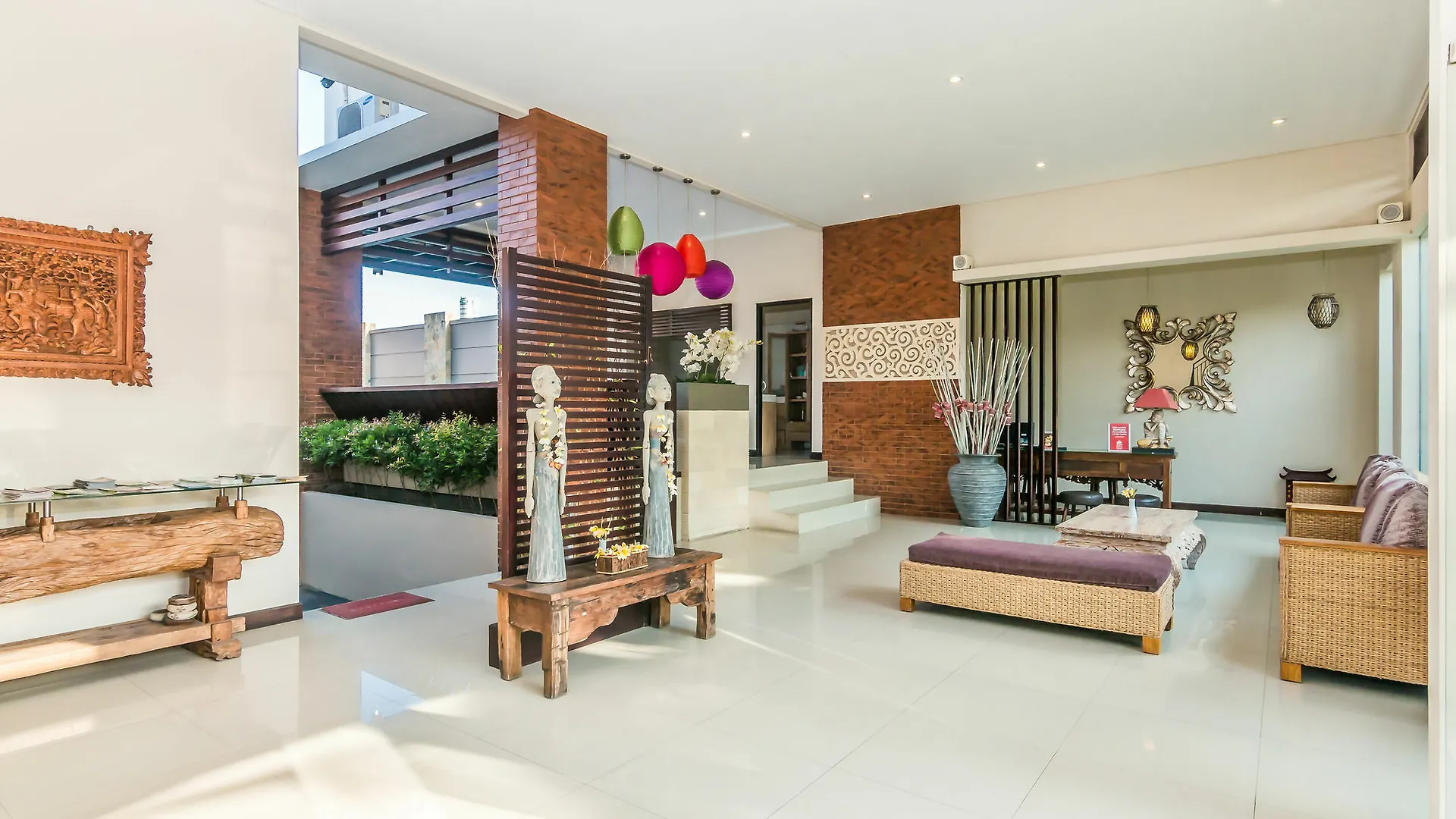 ***  Zen Premium Seminyak Eka Laweya Hotel Indonesia